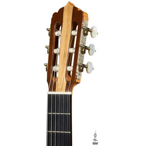 The headstock of a 1981 Jose Romanillos "La España" classical guitar made of spruce and Indian rosewood