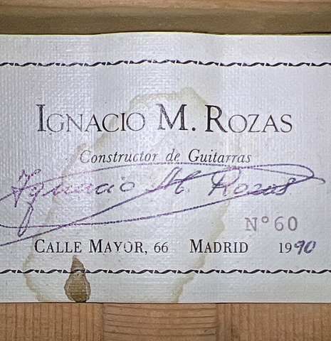 The label of a 1990 Ignacio Rozas "Double Top" classical guitar made of spruce and CSA rosewood