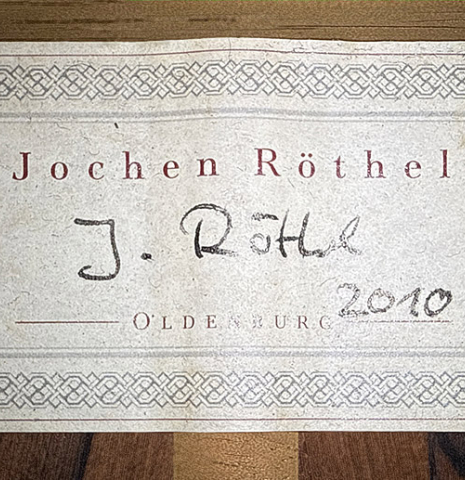 The label of a 2010 Jochen Rothel classical guitar made of spruce and African rosewood