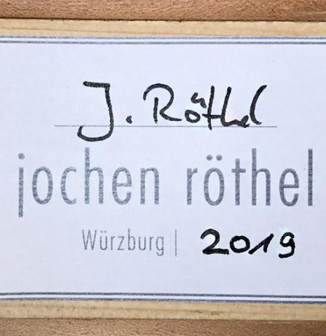 The label of a 2019 Jochen Rothel classical guitar made of cedar and cypress