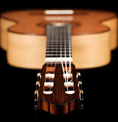 The headstock of a 2019 Jochen Rothel classical guitar made of cedar and cypress