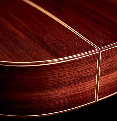 The back and sides of a 2022 German Vazquez Rubio &quot;Solista&quot; classical guitar made of spruce and Indian rosewood