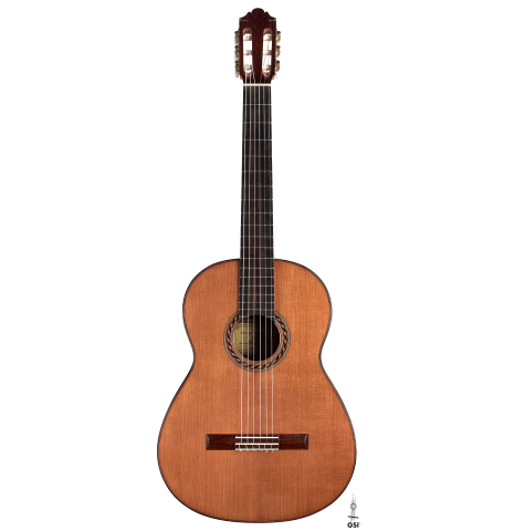 The front of a 2023 German Vazquez Rubio &quot;Classic Estudio&quot; classical guitar made of cedar and palo escrito