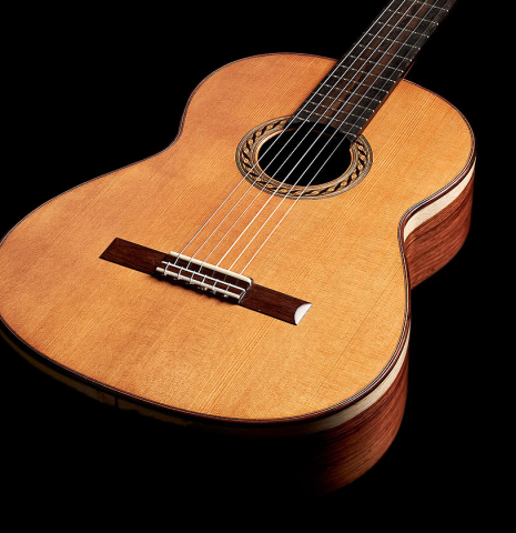The soundboard of a 2023 German Vazquez Rubio &quot;Classic Estudio&quot; classical guitar made of cedar and palo escrito