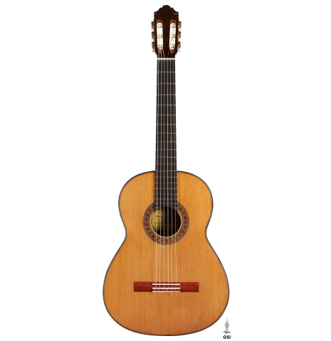 The front of a 2024 German Vazquez Rubio "Classic Estudio" classical guitar made of cedar and palo escrito