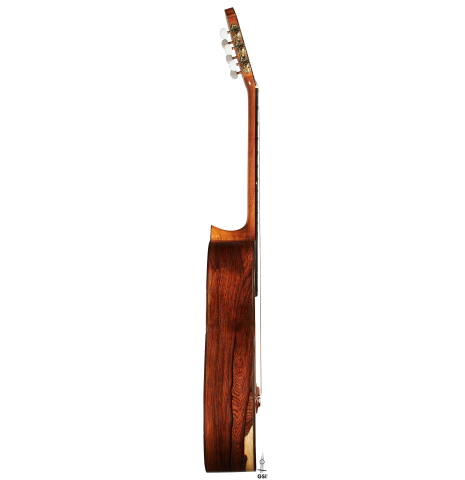 The side of a 2024 German Vazquez Rubio "Classic Estudio" classical guitar made of cedar and palo escrito