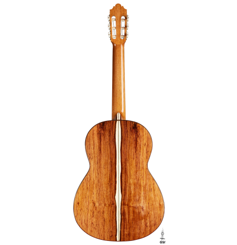 The back of a 2025 German Vazquez Rubio "Classic Estudio" classical guitar made of cedar and palo escrito