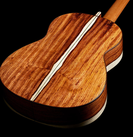The back and sides of a 2025 German Vazquez Rubio "Classic Estudio" classical guitar made of cedar and palo escrito