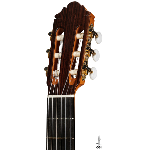 The headstock of a 2025 German Vazquez Rubio "Classic Estudio" classical guitar made of cedar and palo escrito