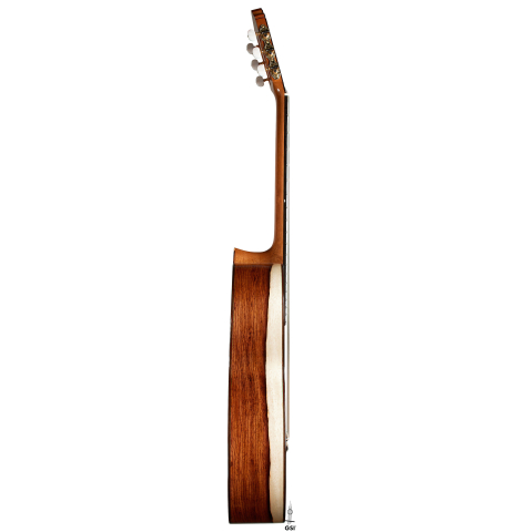 The side of a 2025 German Vazquez Rubio "Classic Estudio" classical guitar made of cedar and palo escrito