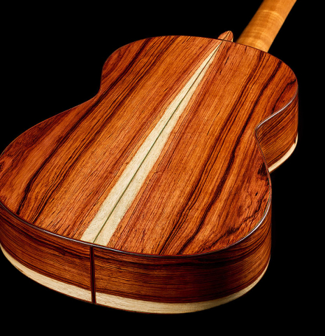 The back and sides of a 2025 German Vazquez Rubio "Classic Estudio" classical guitar made of cedar and palo escrito