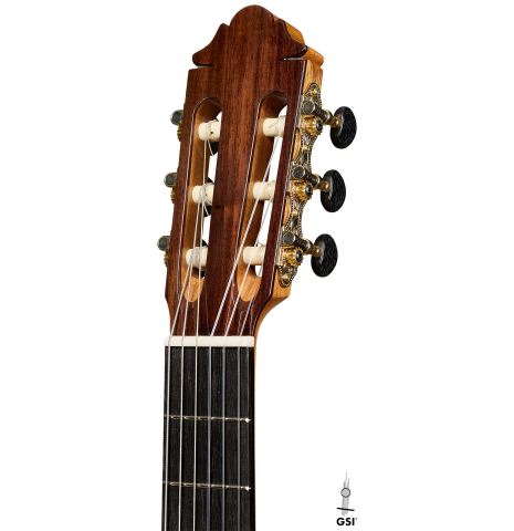 The headstock of a 2025 German Vazquez Rubio "Classic Estudio" classical guitar made of cedar and palo escrito