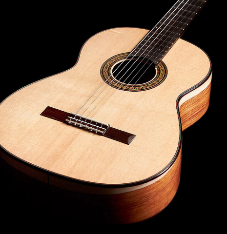 The front of a 2022 German Vazquez Rubio "Classic Estudio" classical guitar made of spruce and Palo Escrito.