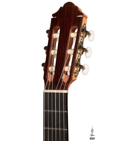 The headstock of a 2023 German Vazquez Rubio "Classic Estudio" classical guitar made of spruce and Palo Escrito.