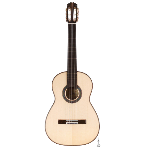 The front of a 2021 German Vazquez Rubio &quot;Concert 635&quot; classical guitar made with spruce and maple