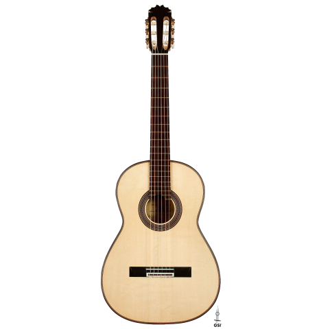 The front of a 2025 German Vazquez Rubio "Concert 635" classical guitar made of spruce and maple