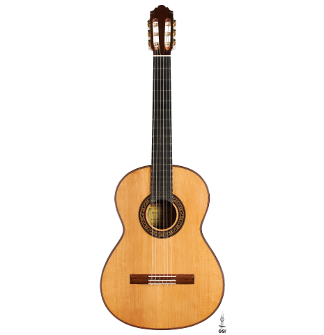 The front of a 2024 German Vazquez Rubio "Divina" classical guitar made of cedar and palo escrito