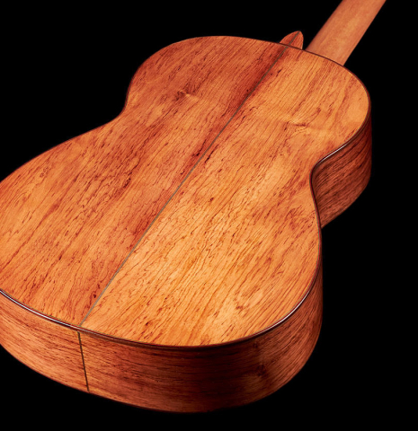 The back and sides of a 2023 German Vazquez Rubio "Classic Estudio 48" classical guitar made of cedar and palo escrito