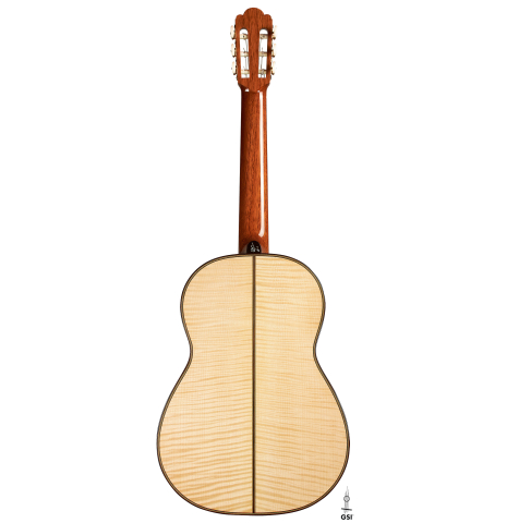 The back of a 2012 German Vazquez Rubio "Torres" made of spruce and maple