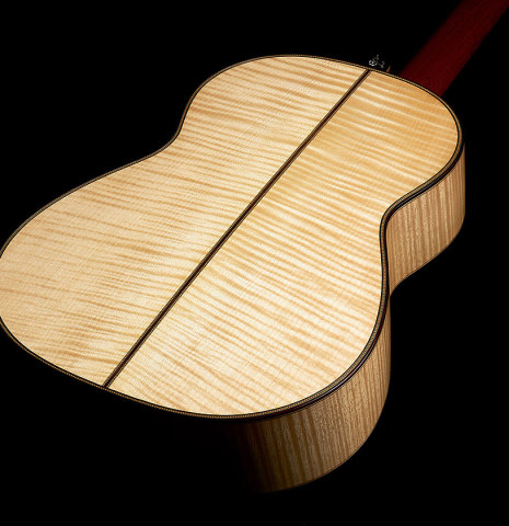The back and sides of a 2012 German Vazquez Rubio "Torres" made of spruce and maple