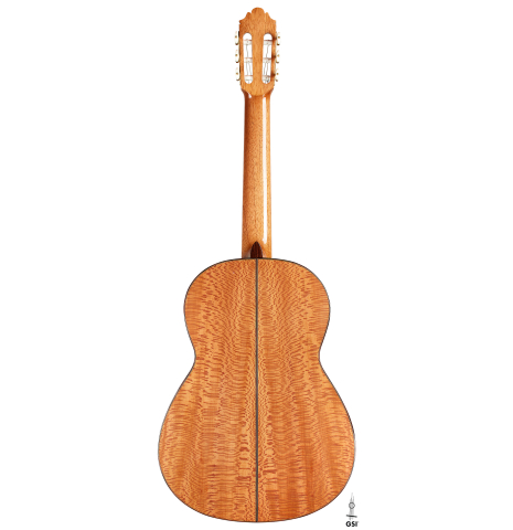 The back of a 2024 German Vazquez Rubio "Solista" classical guitar made of spruce and Brazilian lacewood