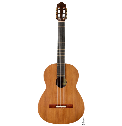 The front of a 2026 German Vazquez Rubio "Classic Estudio-SM" classical guitar made of cedar and palo escrito