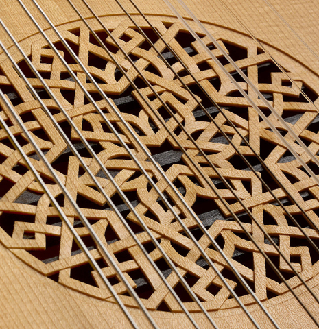 1988 Eric Sahlin 9-Course Lute SP/MP