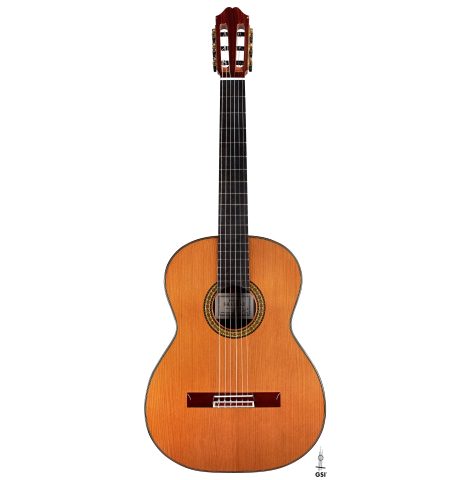 The front of 2022 Masaki Sakurai "Concert-R 640" classical guitar made with cedar and Indian rosewood