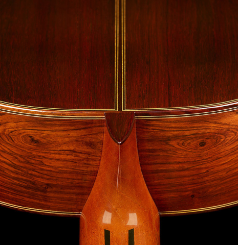 The heel and neck joint of a 2024 Masaki Sakurai "Special 640" classical guitar made of cedar and African rosewood