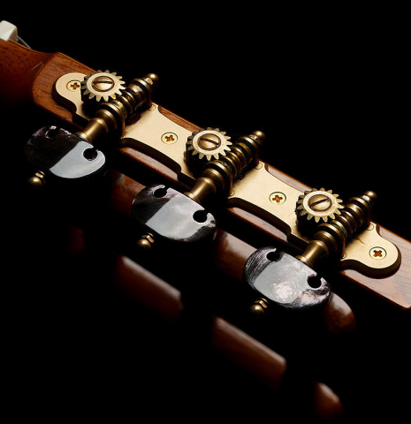 The headstock and tuning machines of a 2017 Masaki Sakurai "Maestro RF" classical guitar made of spruce and African rosewood