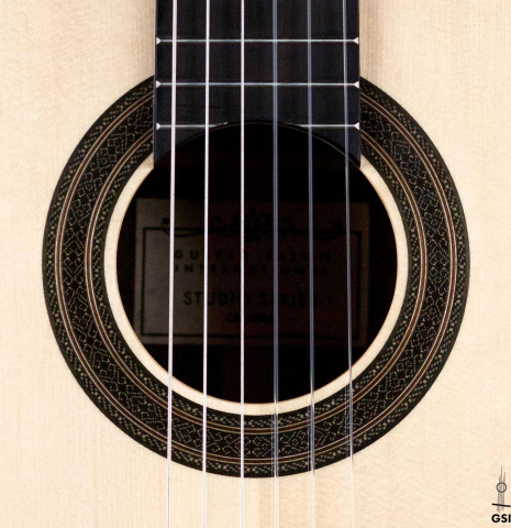 Guitar Salon "Studio Series" CR-100S SP/IN