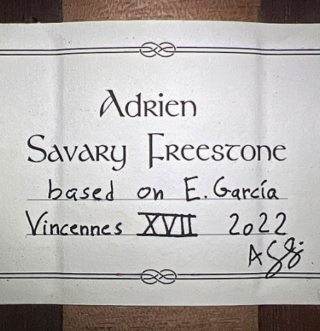 The label of a 2022 Adrien Savary Freestone "Garcia" classical guitar made of spruce and CSA rosewood