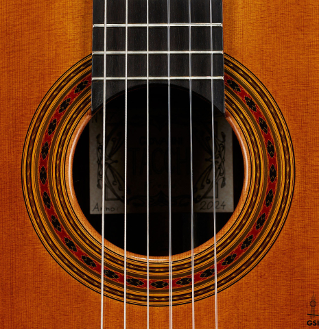 The rosette of a 2024 Giovanni Tacchi classical guitar Friederich model made of cedar and Indian rosewood