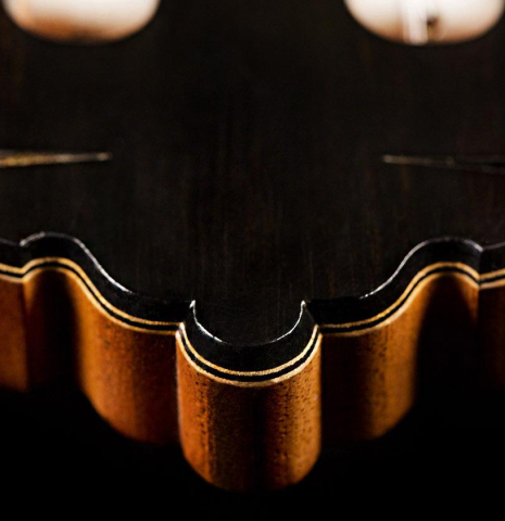 The close-up of a headstock of a 2009 Mariano Tezanos "Maestro" classical guitar made with spruce and CSA rosewood