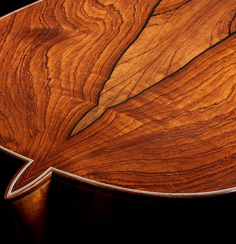 The heel, back binding and purflings of a 2006 Mariano Tezanos "Maestro" classical guitar (ex Scott Tennant) made of cedar and CSA rosewood