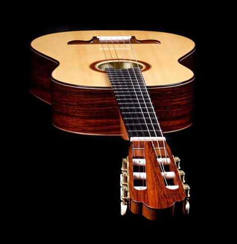 View from the headstock of a 2017 Michael Thames "La Leona" classical guitar made of spruce and cocobolo