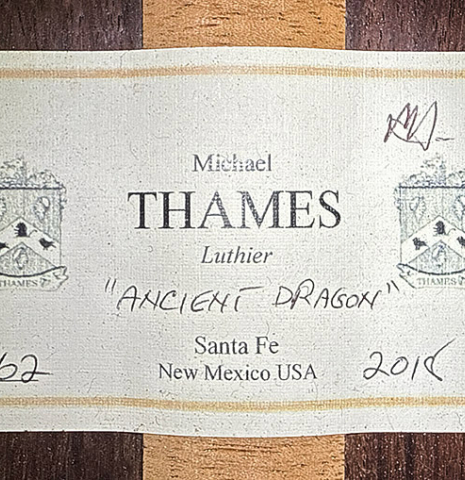 The label of a 2018 Michael Thames classical guitar made of cedar and Indian rosewood