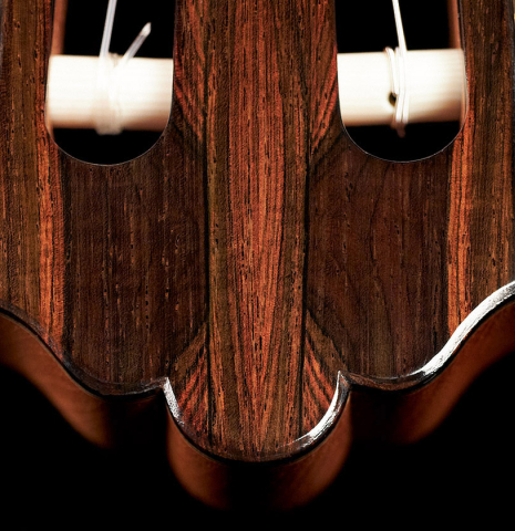 Detail of the headstock of a 2023 Jose Vigil classical guitar made of spruce and CSA rosewood.