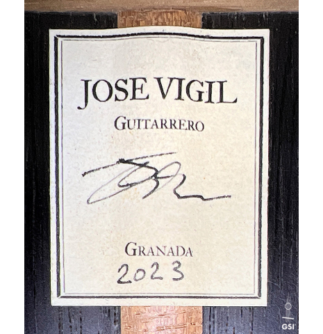 The label of a 2023 Jose Vigil classical guitar made of spruce and CSA rosewood.