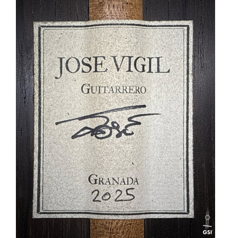 The label of a 2025 Jose Vigil classical guitar made of cedar and CSA rosewood