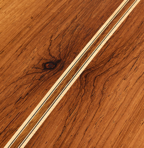 The back center seam of a 2026 Otto Vowinkel classical guitar made of spruce and CSA rosewood