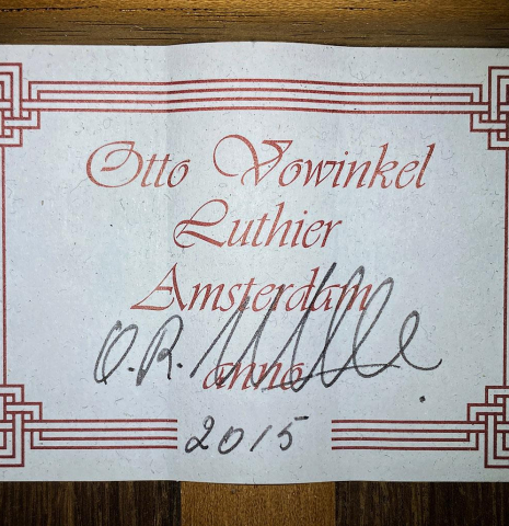 The label of a 2015 Otto Vowinkel classical guitar made of spruce and CSA rosewood