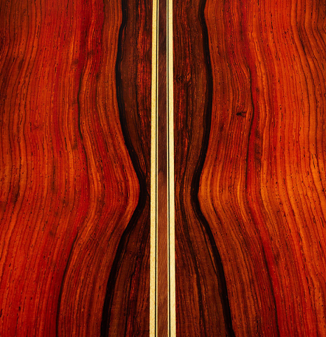 The back center seam of a 2025 Otto Vowinkel classical guitar made with spruce and cocobolo