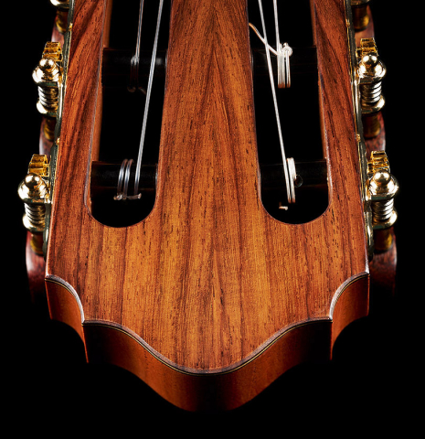 The headstock and tuning machines of a 2023 Dominik Wurth classical guitar made of spruce and Indian rosewood