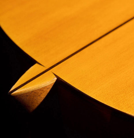 The heel of a 2007 Francisco Barba flamenco guitar made with cedar and cypress