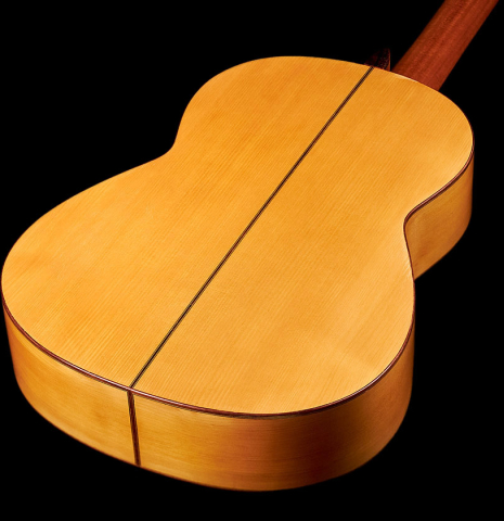 The back of a 1962 Marcelo Barbero (Hijo) flamenco guitar made of spruce and cypress