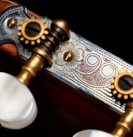 The machine heads of a 1962 Marcelo Barbero (Hijo) flamenco guitar made of spruce and cypress