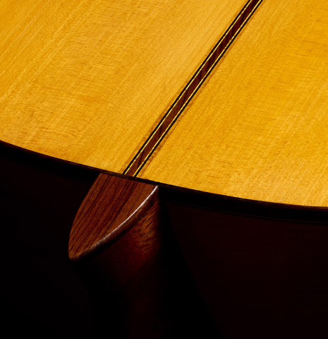 The heel, back binding and purfling of a 1966 Marcelo Barbero (Hijo) flamenco guitar made of spruce and cypress