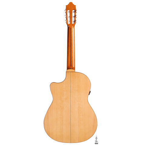 The back of a 2022 Hermanos Camps &quot;FL11C Blanca&quot; flamenco guitar made of spruce and cypress
