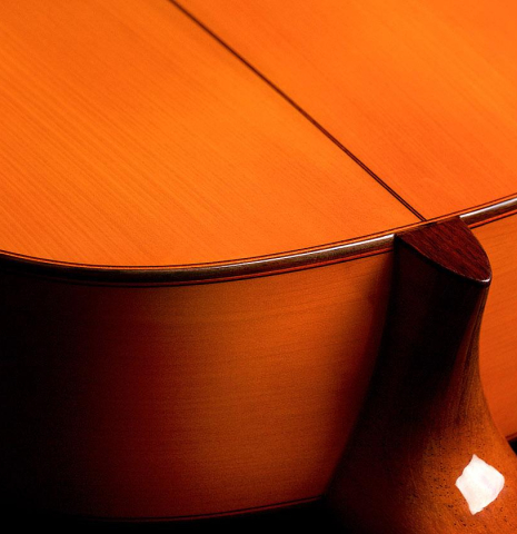 The back and heel of a 2018 Felipe Conde &quot;Pepe Habichuela&quot; flamenco guitar made of spruce and cypress